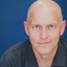 Headshot for Rob Moffat